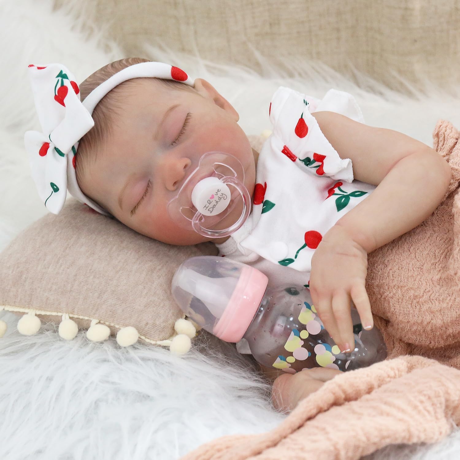 Realistic Reborn Baby Doll Laura - 20 Inch Lifelike Girl Baby Doll with Gift Box J7834