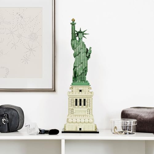 LEGO Architecture Statue of Liberty 21042 Model Building Set N5257