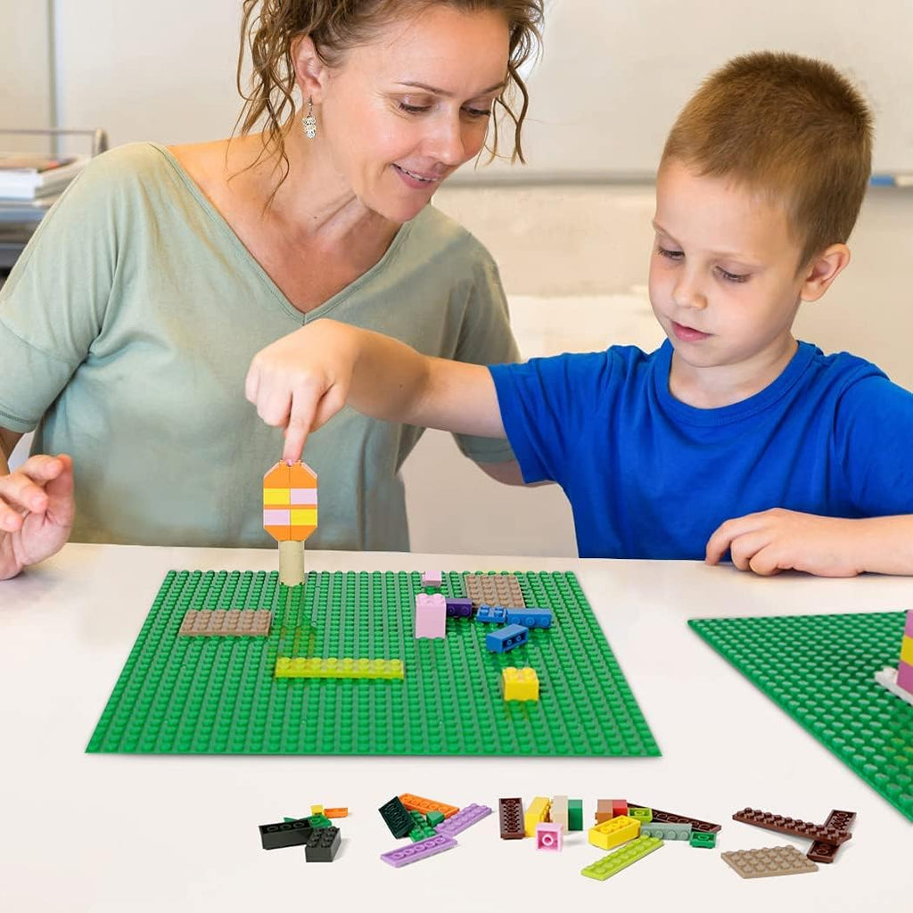 Classic Building Bricks Set with 1546 Pieces, STEM Creative Toy for Kids R239