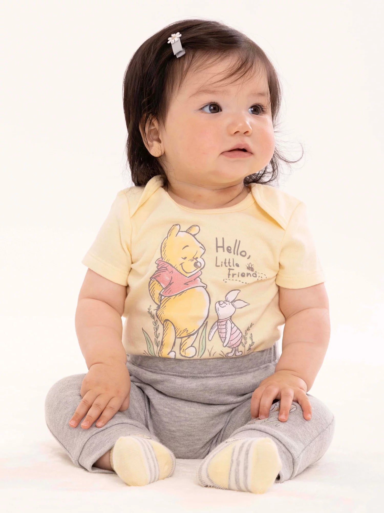 Disney Baby Winnie the Pooh Layette Gift Set, 13-Piece, Sizes NB-3/6M U664451