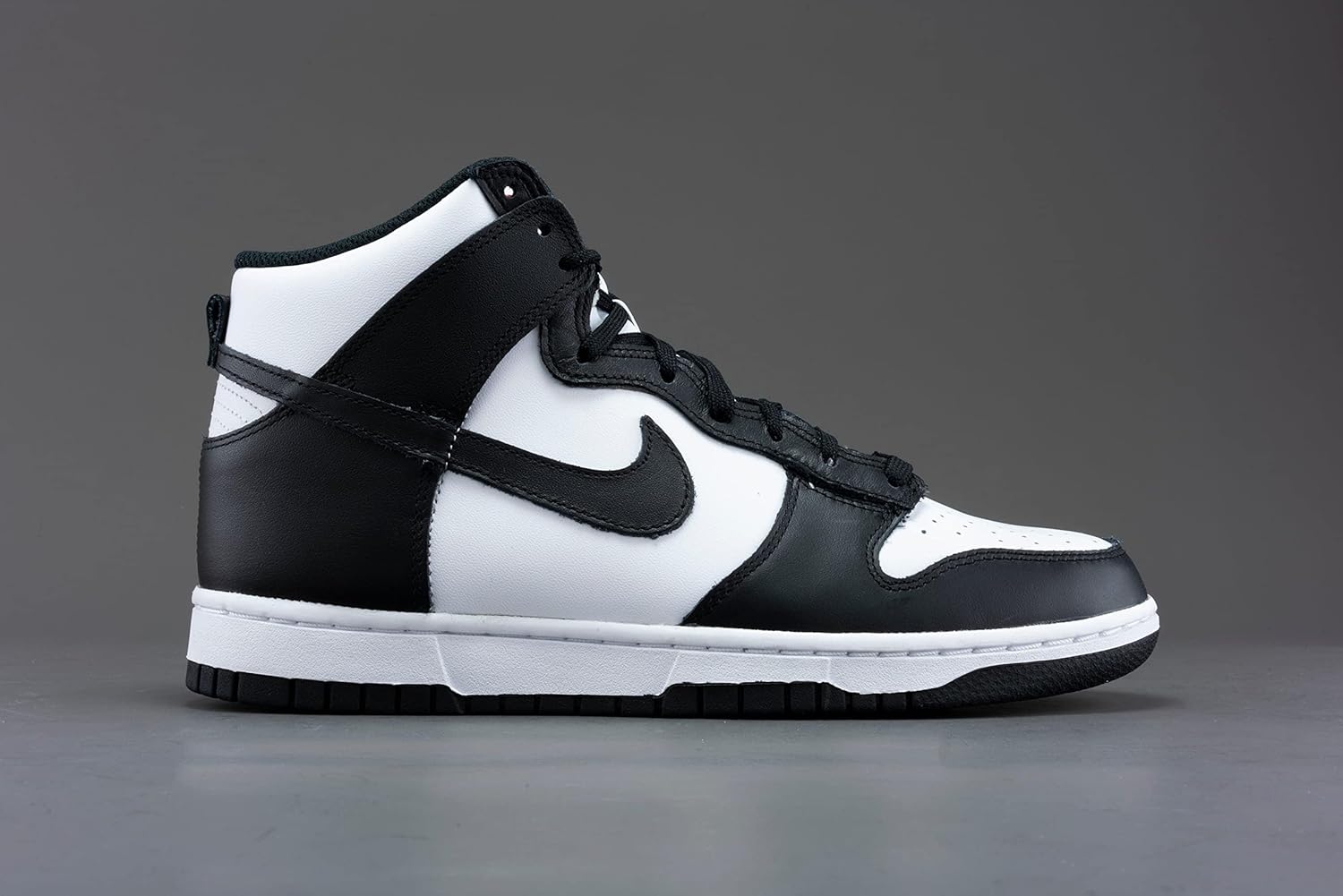 Nike WMNS Dunk High Shoes Black/White DD1869 103 U459493