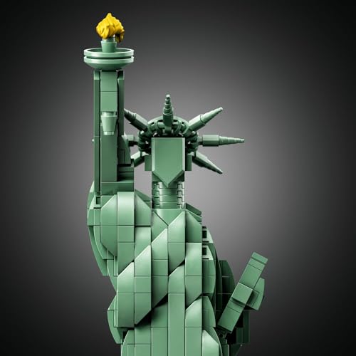 LEGO Architecture Statue of Liberty 21042 Model Building Set N5257