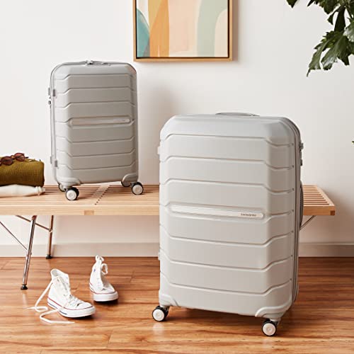 Samsonite Freeform 21-Inch Hardside Carry-On Luggage with Spinner Wheels M321762